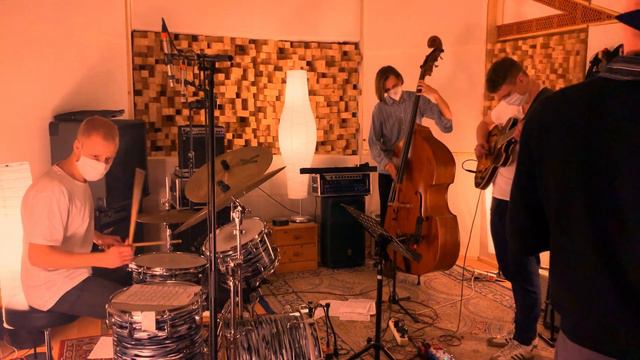 Folksong - Bjarne Sitzmann Quartett смотреть онлайн