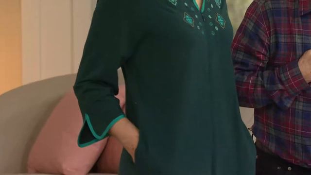 Stan Herman Seersucker French Terry Caftan With Contrast Trim With Albany Irvin