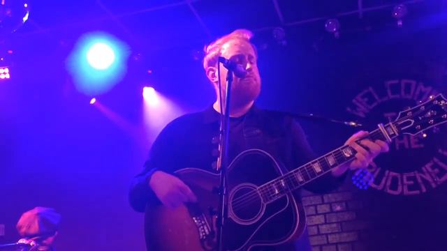 Gavin James Funny (HD) - What a Wonderful World (Louis Armstrong Cover) - Leeds Brudenell SocialClu смотреть онлайн