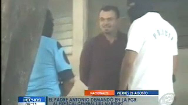 Padre Antonio Rodríguez demandó al ex fiscal Luis Martínez смотреть онлайн