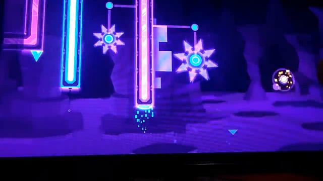 La ultima parte de geometry dash world смотреть онлайн