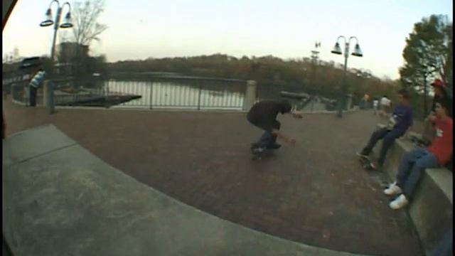 Mike Parks смотреть онлайн