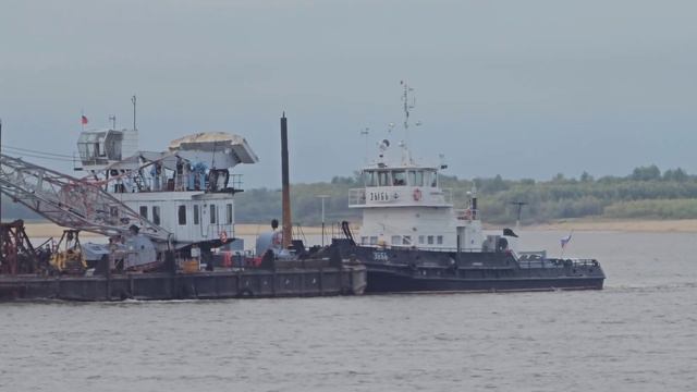 Теплоход ЗЫБЬ. Река Обь 1345км