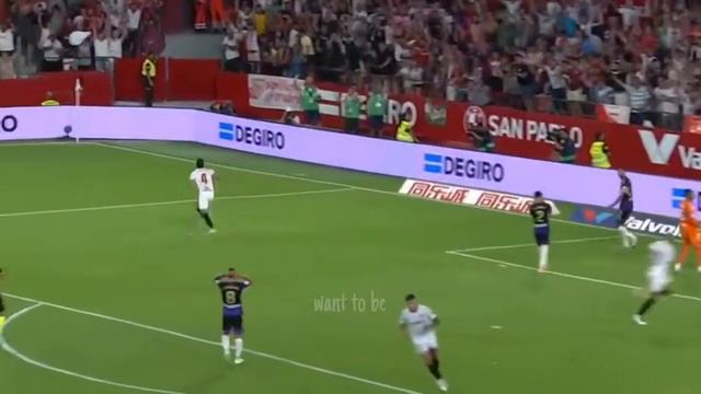 Karim Rekik Goal vs Real Valladolid And save Sevilla #football смотреть онлайн