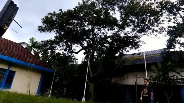 Безоборотное метание ножа. Школа Наиля Ахмаду. Asep Tedi. смотреть онлайн