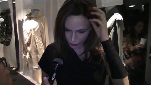 Francesca Neri svela il segreto della sua pelle | Intervista смотреть онлайн