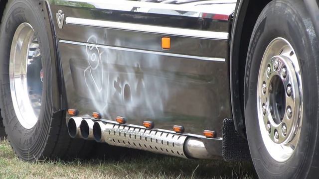 Scania R560 V8 Black Thunder смотреть онлайн