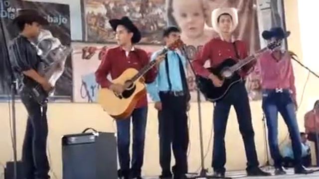 Tocando En La Secundaria 45 Alfonso Reyes (Carlos Morales)