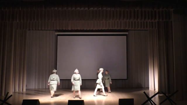 Театральная постановка на стихотворение Роберта Рождественского 