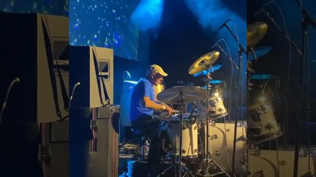 Martin Barre - Clive Bunker Drum Solo - Rialto Theatre, Tucson, Arizona 31 01 22 смотреть онлайн