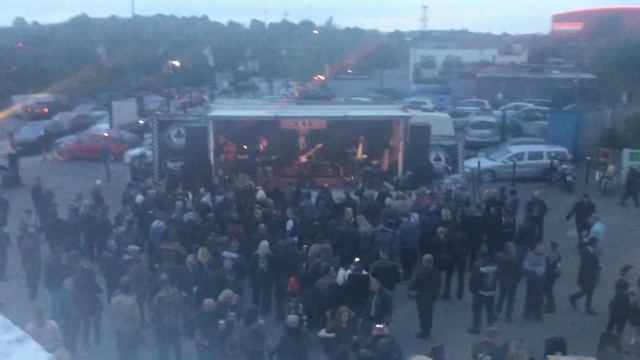 C'mon Everybody + Matchbox - SLIM JIM PHANTOM and his BAND (Ace Cafe, London - 08 09 18) смотреть онлайн