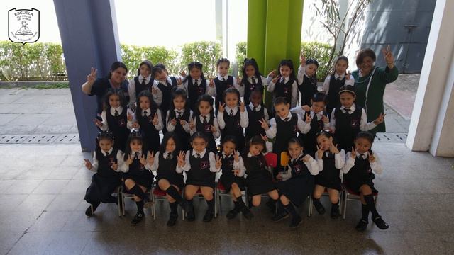 Escuela Superior de niñas Arturo Alessandri Palma смотреть онлайн