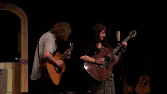 Oliver Lund and Jennifer Krause at Night Kitchen Dynamite смотреть онлайн