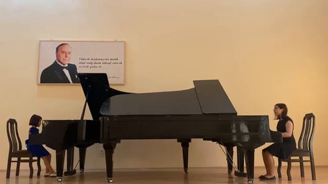 Vladimir Kosma. "Oyuncaq" k/f musiqi. ifa edirlər Pirmuradova Günel və Pirmuradova Ülkər. III sinif смотреть онлайн