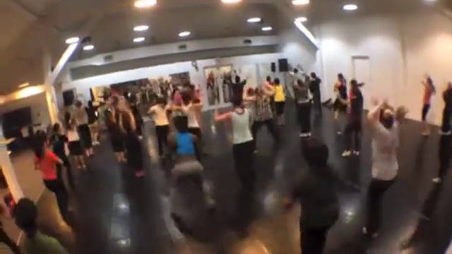 Beginner HipHop w: Danny Davalos Turn Up The Music part 2 смотреть онлайн