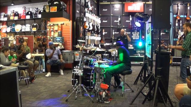 Drum Off - Houston, TX - 2016 смотреть онлайн