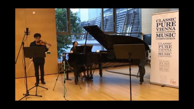 Composition Competition 2018 - Saad Haddad "KAMAN FANTASY" played by Duo Lazuli смотреть онлайн