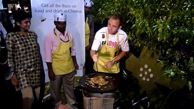 ATP Tennis star Dudi Sela making local street food смотреть онлайн