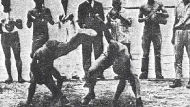 ★PARABÉNS MESTRE PASTINHA★foi em 5 de abril de 1889 nascido em salvador смотреть онлайн