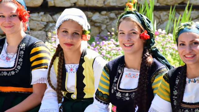 Девойкя е църни очи клела - Нина Станимирова смотреть онлайн