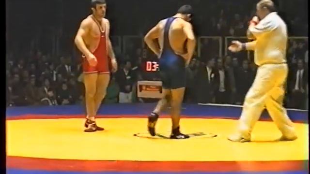 85 kg. Magomed Ibragimov (Bucim Jaka) vs Stanislav Puhaev (CSKA) 1997 Kup Evropski Shampioni смотреть онлайн