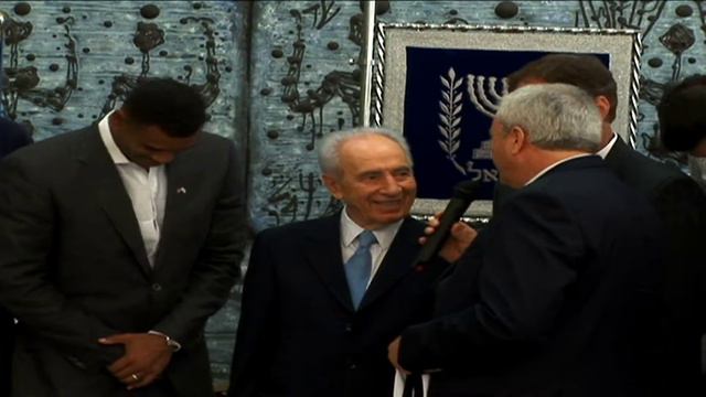 President Peres Raw Footage смотреть онлайн