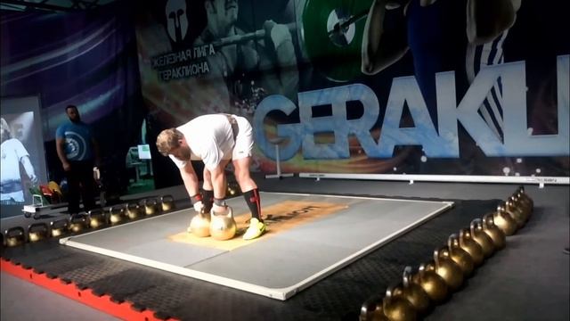 A.Лысенко. Парный швунг гирь по 68 кг стоя. Lysenko. Double 68 kg kettlebells two-hand push press смотреть онлайн