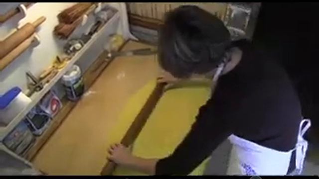 A casa dellAzdora "Le tagliatelle" - 1 puntata - .mp4 смотреть онлайн