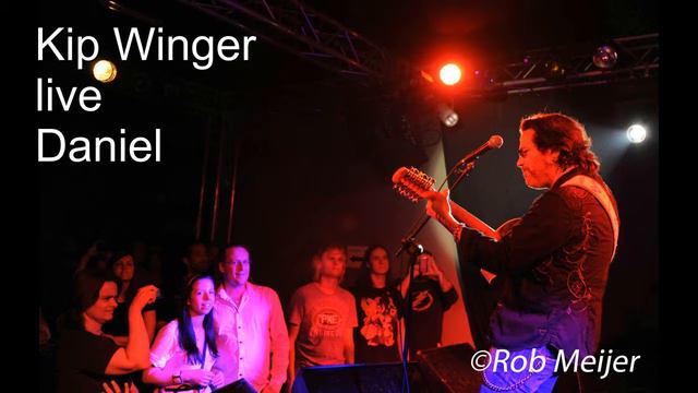 Kip Winger - 'Daniel' live and solo at the Rock Temple Kerkrade, The Netherlands, Europe. смотреть онлайн