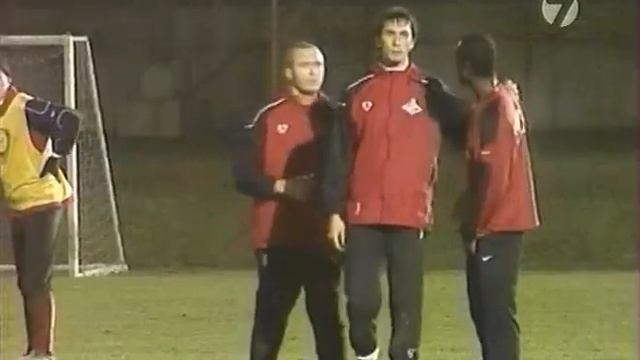 Quincy Owusu-Abeyie VS Vladimir Bystrov смотреть онлайн