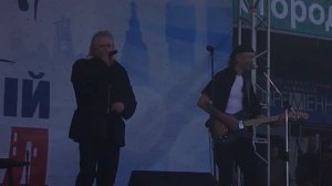 Земляне/Сергей Скачков-Кораблик