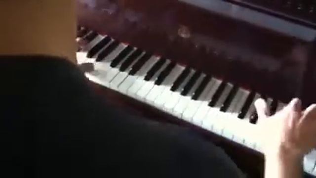 Barrett plays piano Liebestraum - Franz Liszt - 08-28-11 Su смотреть онлайн