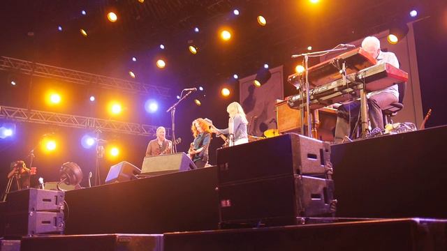 Bonnie Raitt & Susan Tedeschi @ Holland International Blues Festival 2016, Grolloo смотреть онлайн