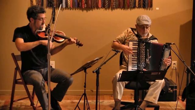 Sy Kushner (accordion) and Jeremy Brown (violin) смотреть онлайн