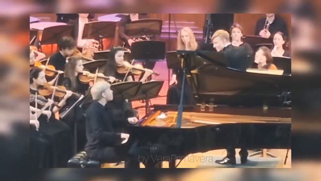 Alexander Malofeev _ Mozart смотреть онлайн