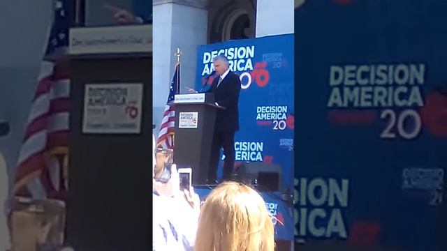 Pastor Franklin Graham, Decision America Tour, Part 1 Sacramento смотреть онлайн