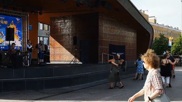 Teemu Ahtonen Yhtyeineen - Vihreät niityt смотреть онлайн