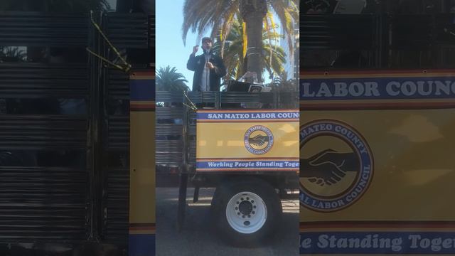 Trent Willis ILWU Local 10 at SF Labor Council rally November 7th смотреть онлайн