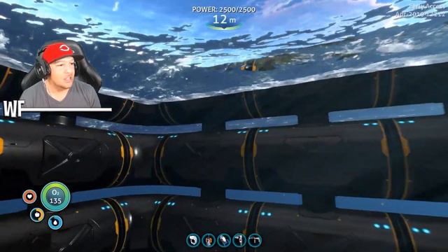 Crab Squid VS The Squid Shark - Crab Squid Attack in Subnautica смотреть онлайн