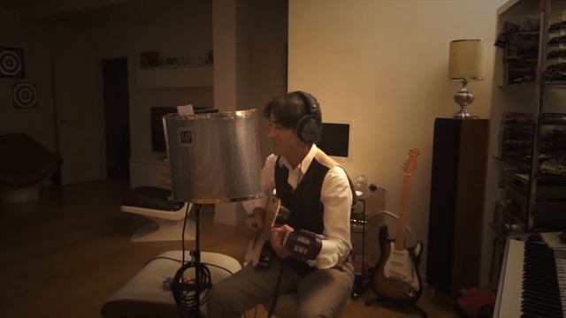 Walking On The Moon - Denis Kozak (Acoustic) смотреть онлайн