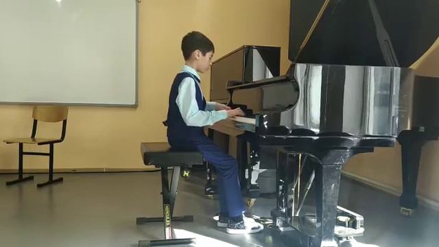 Насыров Роман - А. Гедике 