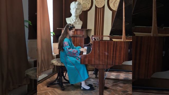 Яворська Марта, Й. Гайдн " Дивертисмент" G- dur смотреть онлайн