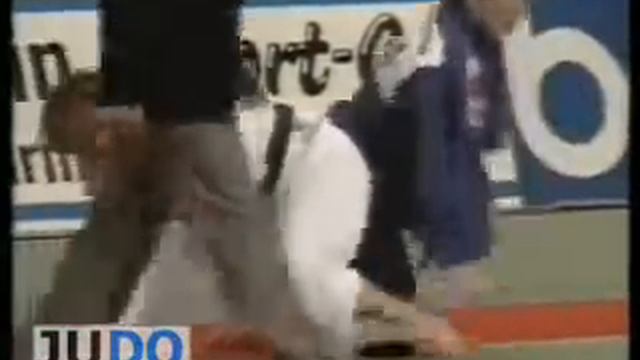 JUDO 1994 European Championships: Magali Baton (FRA) - Jessica Gal (NED) смотреть онлайн