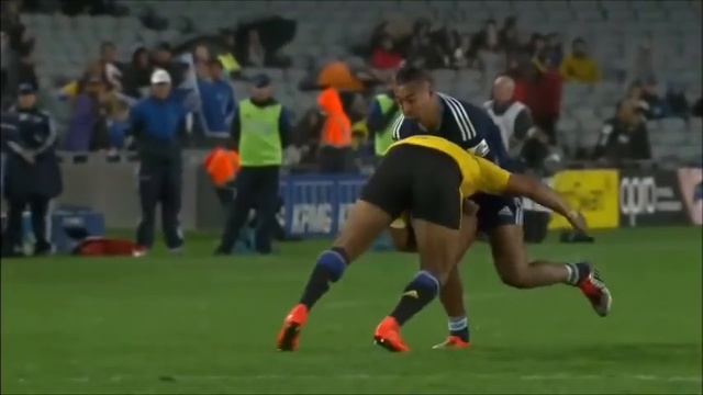 Julian Savea | The Bus смотреть онлайн