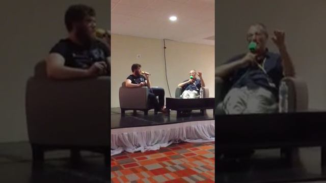 Dave gibbons on Alan Moore смотреть онлайн