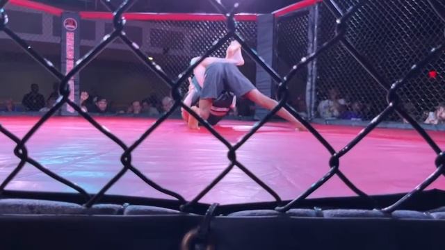 RFC 1 Robert Barker vs Legend Hall смотреть онлайн