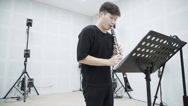 拉赫曼 Helmut Lachenmann：《來自虛無 Dal niente (Intérieur III) 》單簧管獨奏曲 (1970) смотреть онлайн