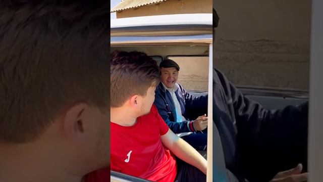 Таксист Мура