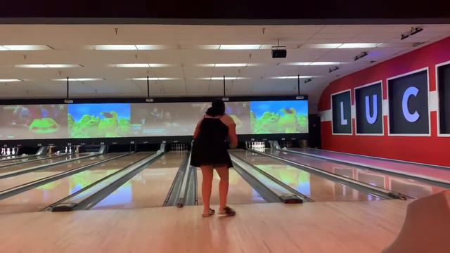 Bowling with caramel, ken adams, and Jane doe смотреть онлайн