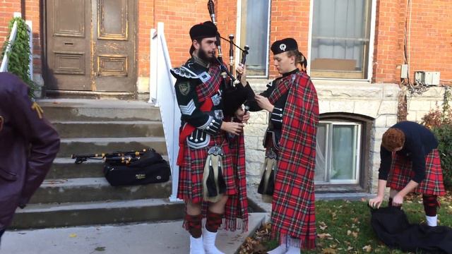 Typical day in Kingston (Queen's Homecoming 2018) смотреть онлайн